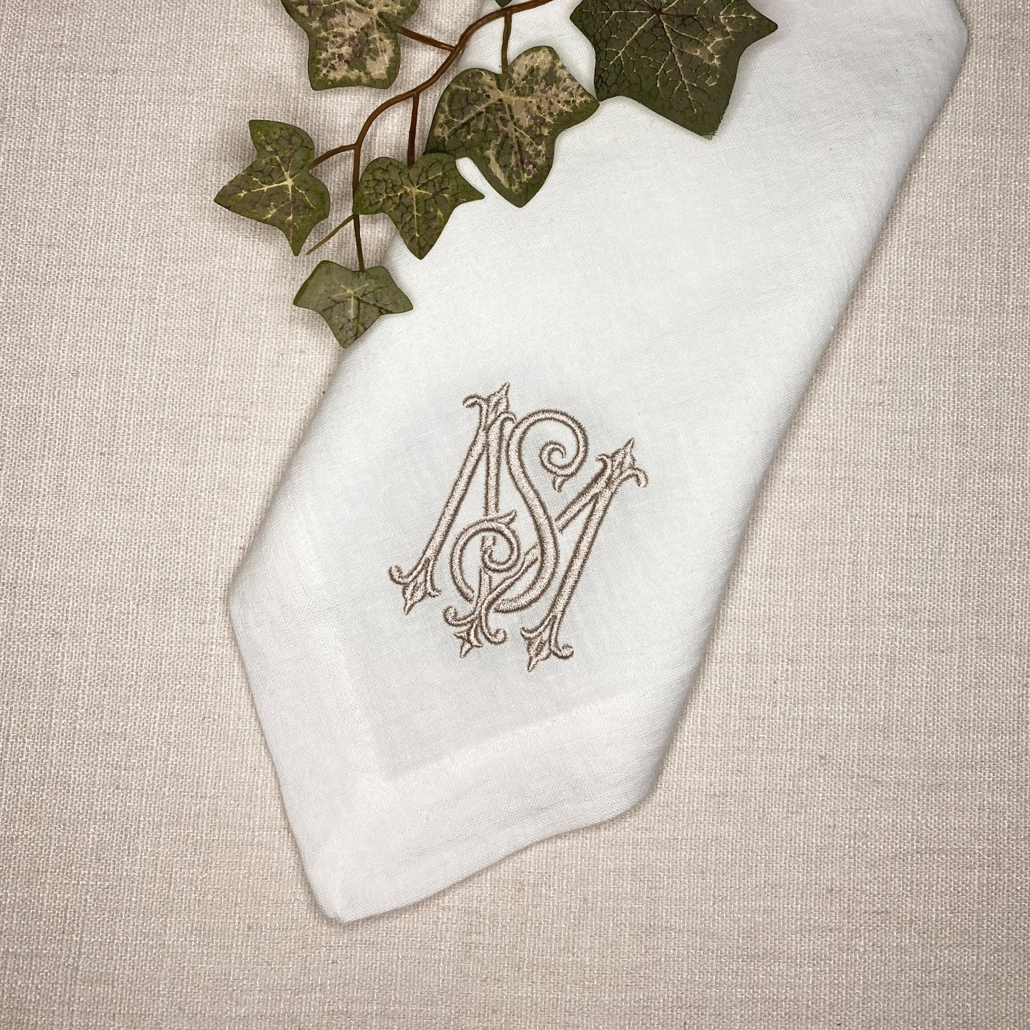 Willa Linen Dinner Napkins