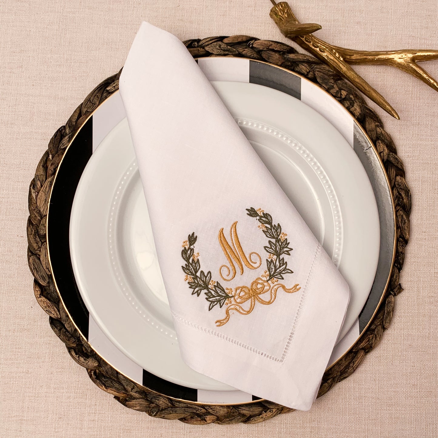 Sweet Wreath Dinner Napkins