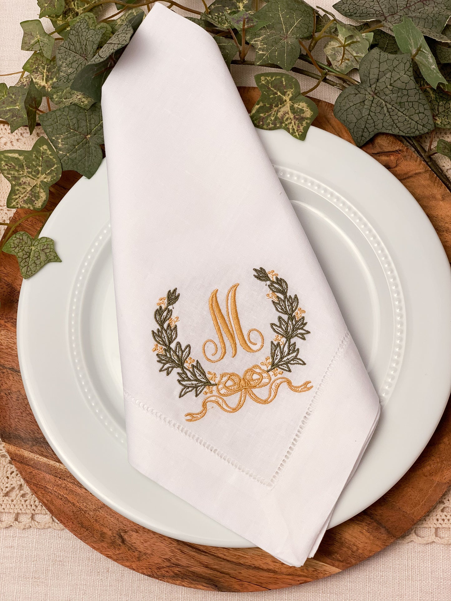 Sweet Wreath Dinner Napkins
