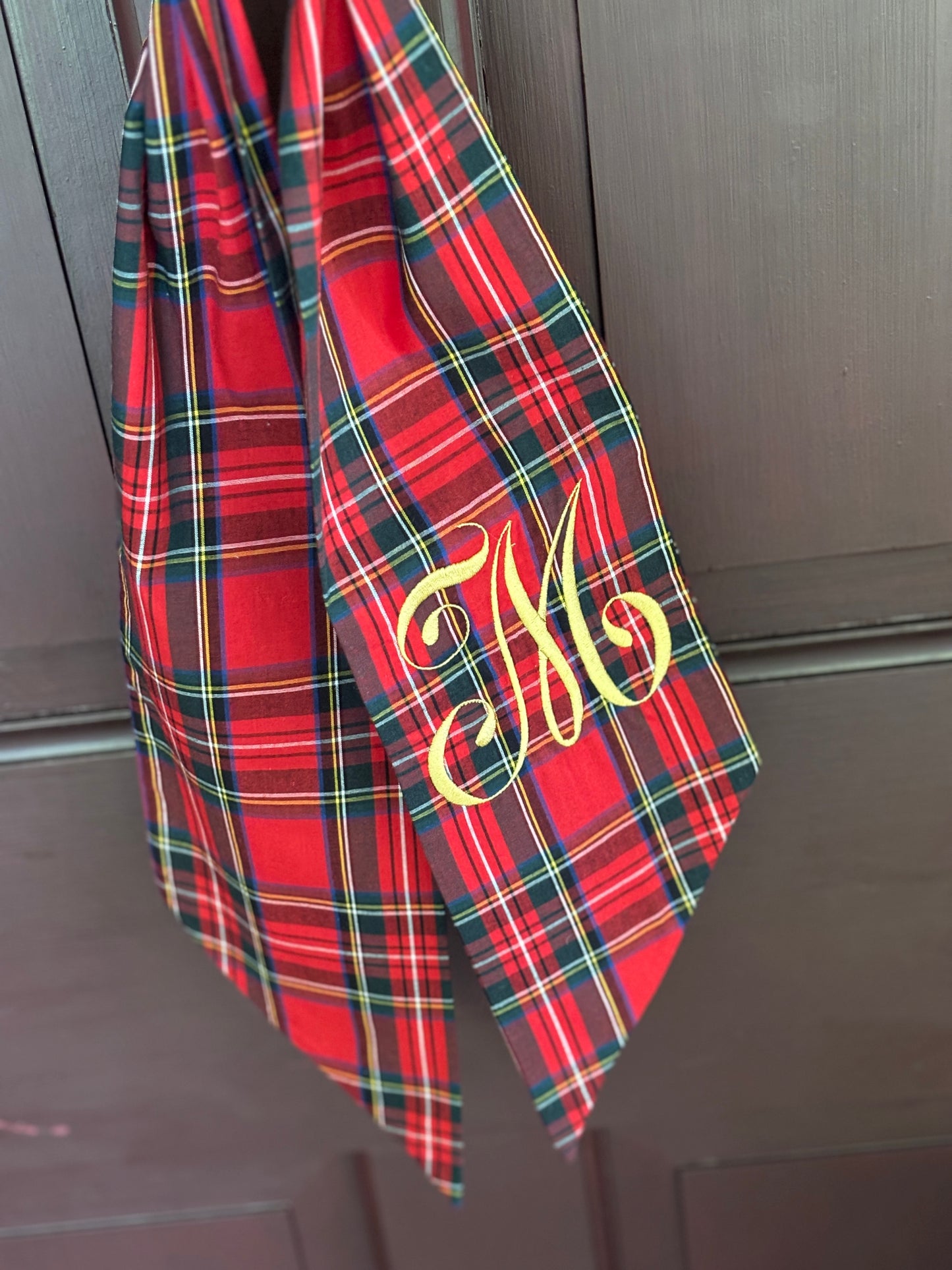 Festive Door Hanger Custom Monogram Holiday Home Accent Scottish Heritage Celtic Christmas Personalized Housewarming Newlywed Gift Family Initial Display