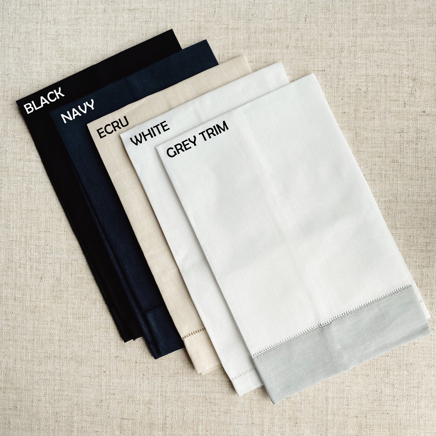 Sweet Wreath Hand Towel
